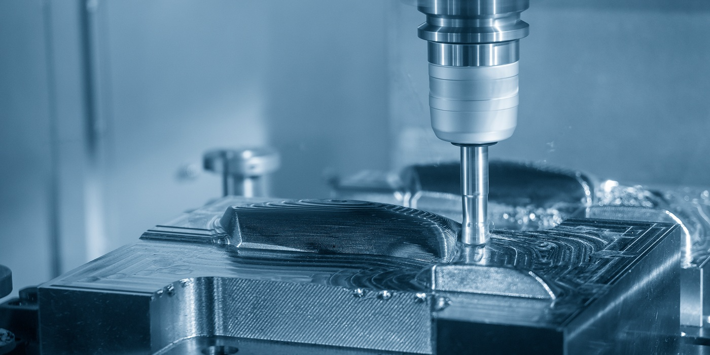 CAMWorks Aufbauschulung 3D Fräsen an moderner CNC Fräsmaschine zur Metallbearbeitung